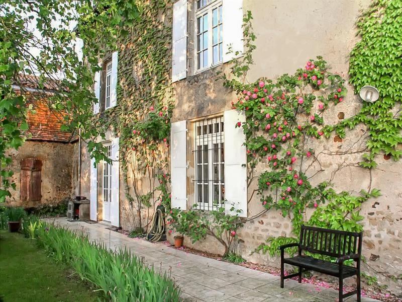 Le Clos Du Gue Pressac Екстер'єр фото